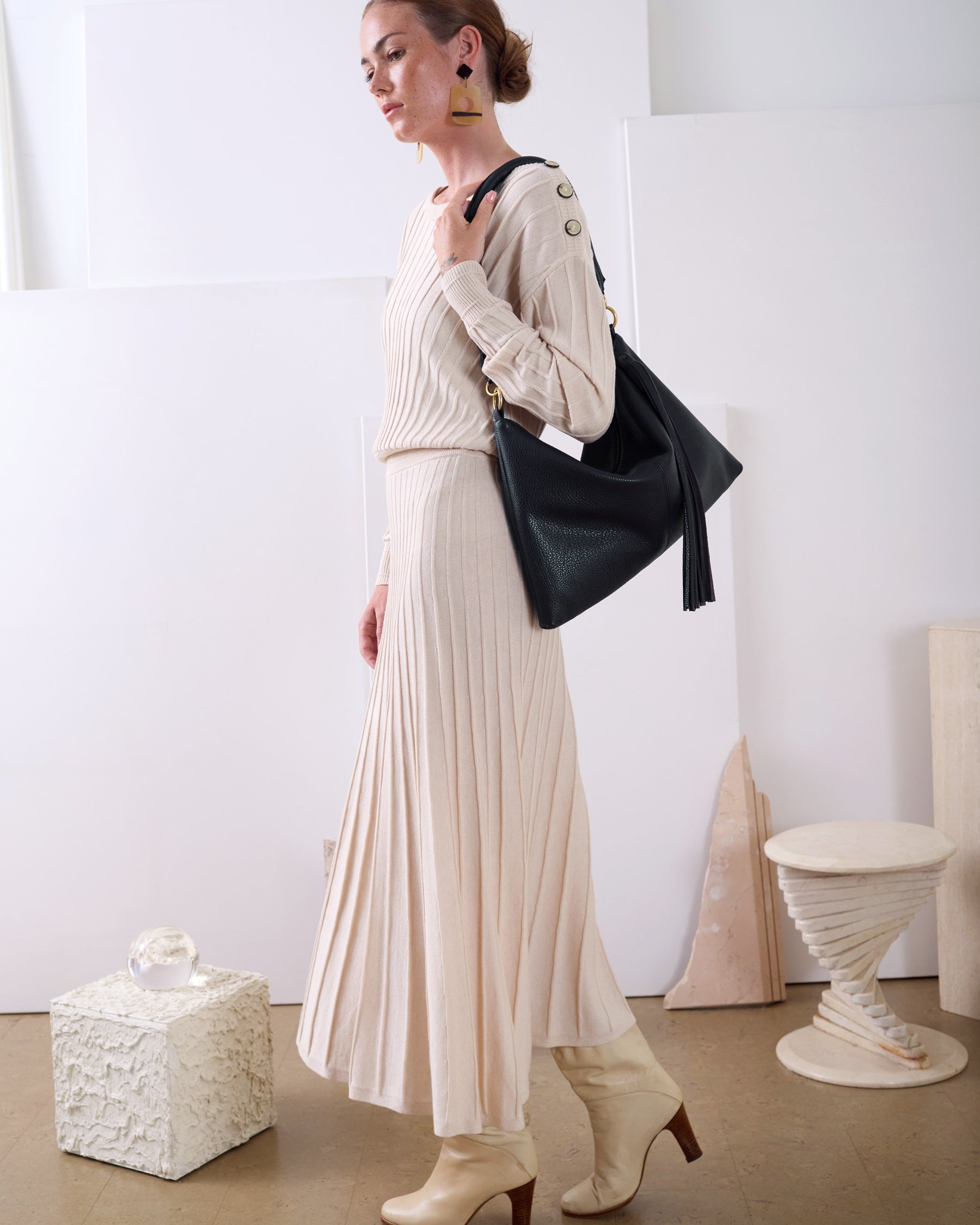 Helena Tassel Sling – OPELLE
